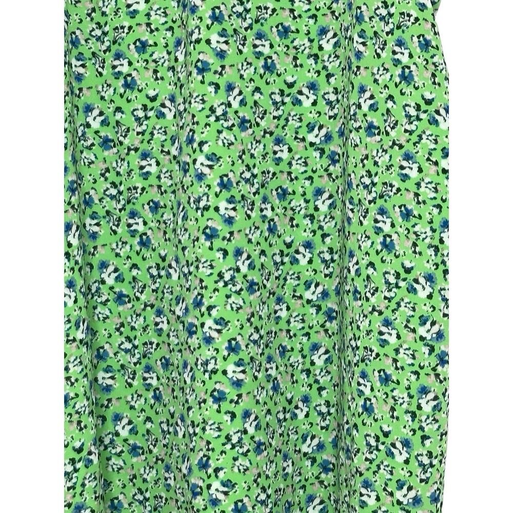 NWOT Vince Camuto Womens Classic Escape Blouse Med Ditsy Floral Feminine Green - Picture 8 of 10